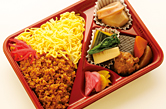とり飯弁当
